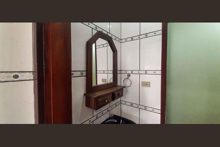 Casa à venda com 350m², 3 quartos e 20 vagas Casa à venda com 350m², 3 quartos e 20 vagasBanheiro Social