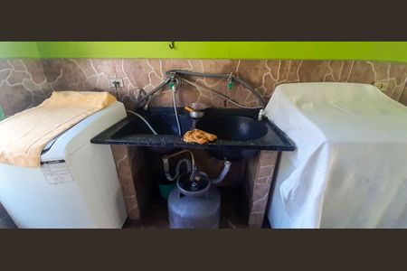 Casa à venda com 350m², 3 quartos e 20 vagas Casa à venda com 350m², 3 quartos e 20 vagasÁrea de Serviço