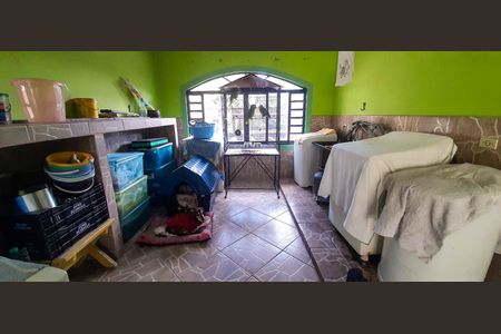 Casa à venda com 350m², 3 quartos e 20 vagas Casa à venda com 350m², 3 quartos e 20 vagasÁrea de Serviço