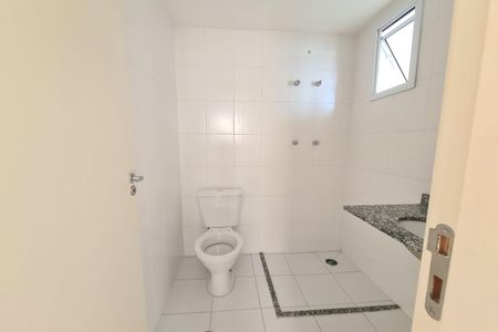 Apartamento à venda com 76m², 3 quartos e 2 vagasBanheiro da Suíte