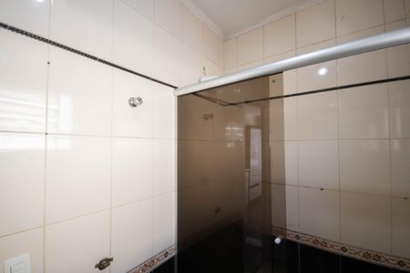 Casa para alugar com 264m², 4 quartos e 3 vagasBanheiro da Suíte 2