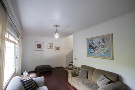 Casa para alugar com 264m², 4 quartos e 3 vagasSala