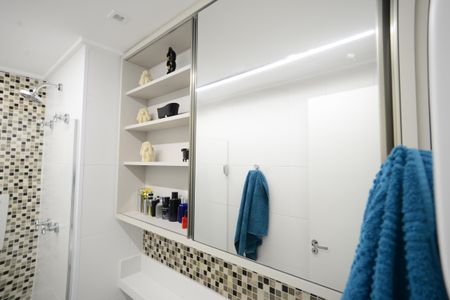 Apartamento para alugar com 61m², 2 quartos e 1 vagaSuíte