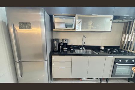 Apartamento à venda com 55m², 2 quartos e 1 vaga Apartamento à venda com 55m², 2 quartos e 1 vagaCozinha