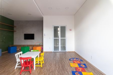 Apartamento à venda com 55m², 2 quartos e 1 vaga Apartamento à venda com 55m², 2 quartos e 1 vagaÁrea comum - Brinquedoteca