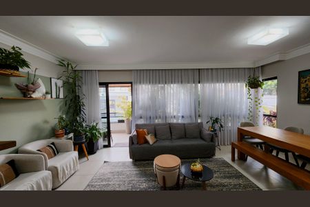 Apartamento à venda com 211m², 3 quartos e 2 vagasSala