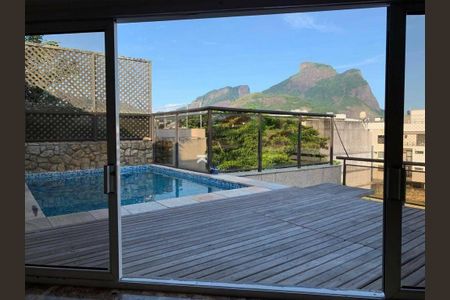 Apartamento à venda com 436m², 3 quartos e 4 vagas