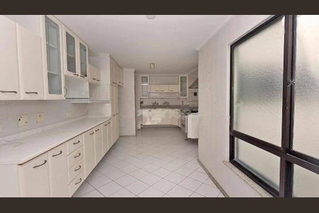 Apartamento à venda com 436m², 3 quartos e 4 vagas