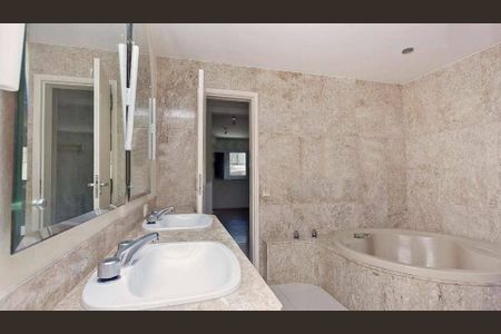 Apartamento à venda com 436m², 3 quartos e 4 vagas