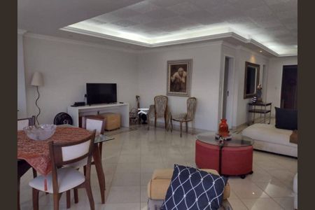 Apartamento à venda com 140m², 4 quartos e 2 vagas