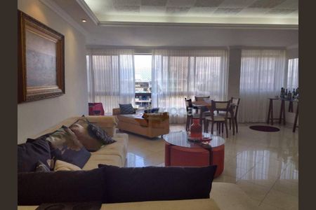 Apartamento à venda com 140m², 4 quartos e 2 vagas