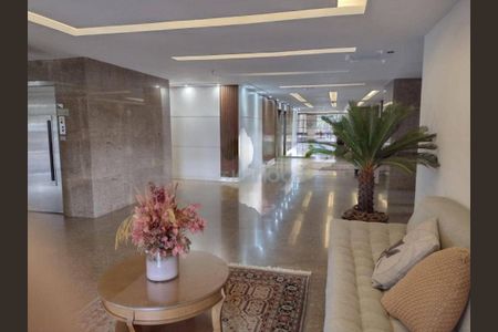 Apartamento à venda com 140m², 4 quartos e 2 vagas