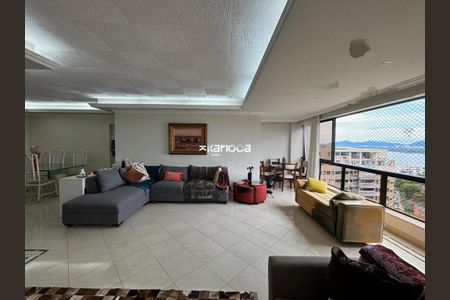 Apartamento à venda com 136m², 4 quartos e 2 vagas