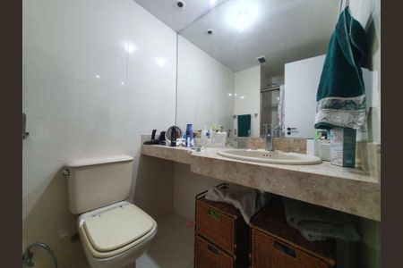 Apartamento à venda com 136m², 4 quartos e 2 vagas