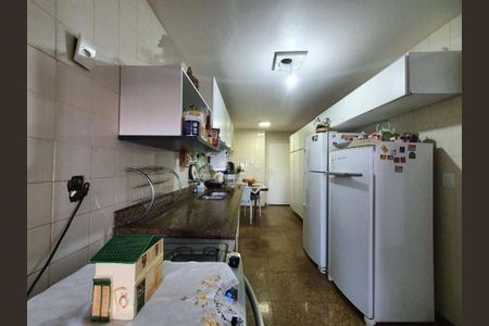 Apartamento à venda com 136m², 4 quartos e 2 vagas