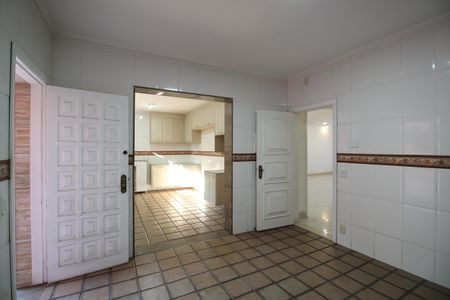 Casa de condomínio à venda com 350m², 5 quartos e 2 vagasCozinha - Copa