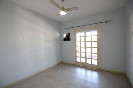 Casa de condomínio à venda com 350m², 5 quartos e 2 vagasQuarto 1