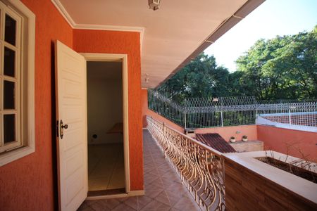 Casa de condomínio à venda com 350m², 5 quartos e 2 vagasVaranda Fundos
