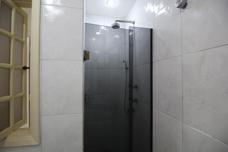 Casa de condomínio à venda com 350m², 5 quartos e 2 vagasBanheiro Social