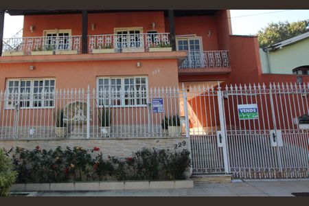 Casa de condomínio à venda com 350m², 5 quartos e 2 vagasFachada com Placa