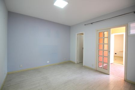 Casa de condomínio à venda com 350m², 5 quartos e 2 vagasQuarto 4 - Suíte