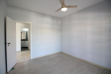 Casa de condomínio à venda com 350m², 5 quartos e 2 vagasQuarto 1