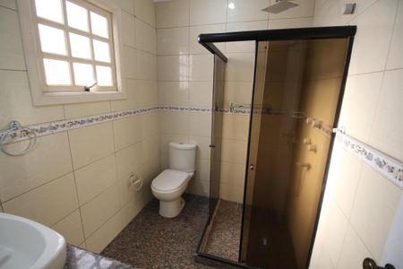 Casa de condomínio à venda com 350m², 5 quartos e 2 vagasQuarto 4 - Banheiro