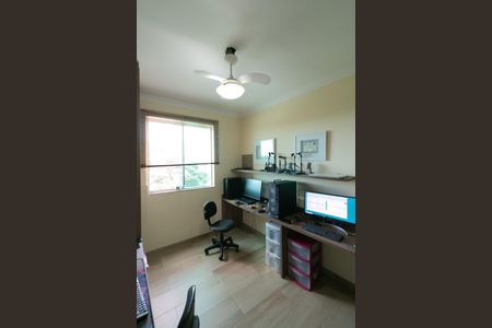 Apartamento à venda com 179m², 3 quartos e 3 vagasQuarto 2