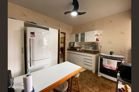 Apartamento à venda com 83m², 2 quartos e 2 vagasCozinha