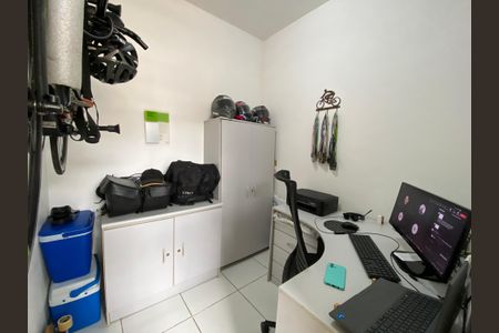 Apartamento à venda com 83m², 2 quartos e 2 vagasQuarto de Serviço