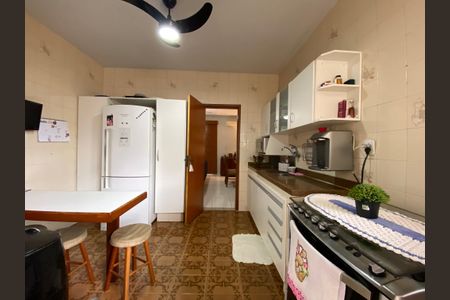 Apartamento à venda com 83m², 2 quartos e 2 vagasCozinha