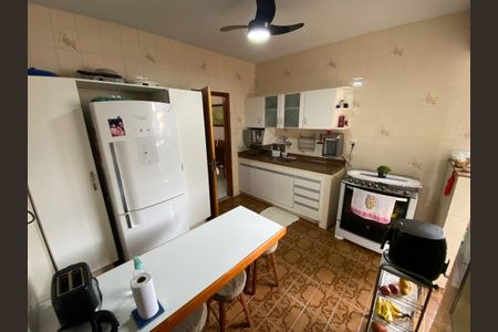 Apartamento à venda com 83m², 2 quartos e 2 vagasCozinha