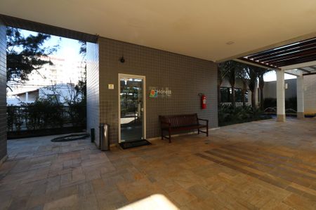 Apartamento à venda com 130m², 3 quartos e 3 vagasÁrea Comum - Mercadinho 24h