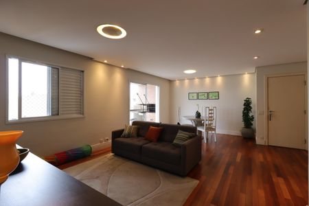 Apartamento à venda com 130m², 3 quartos e 3 vagasSala