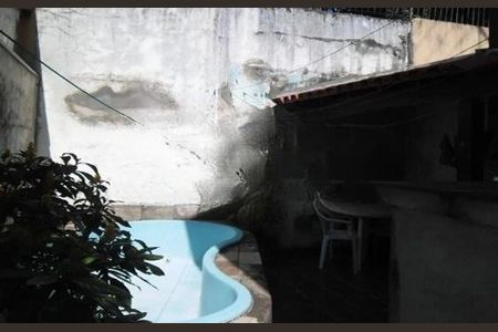 Casa à venda com 110m², 3 quartos e 2 vagas