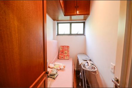 Apartamento à venda com 340m², 4 quartos e 3 vagasQuarto de Serviço