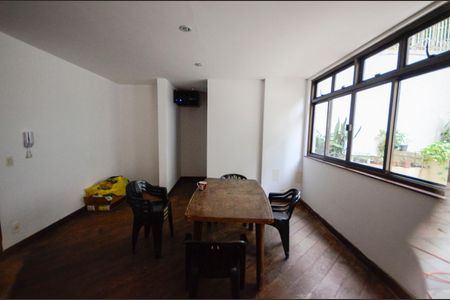 Apartamento à venda com 340m², 4 quartos e 3 vagasÁrea comum - Salão de festas