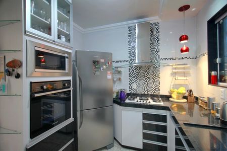 Apartamento à venda com 105m², 3 quartos e 2 vagasCozinha