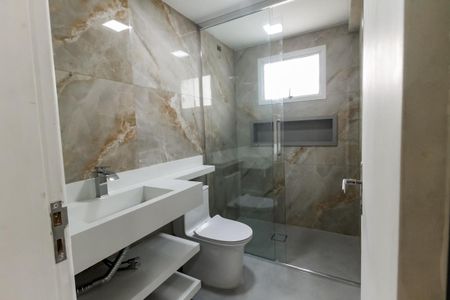 Apartamento à venda com 117m², 3 quartos e 1 vagaBanheiro da Suíte