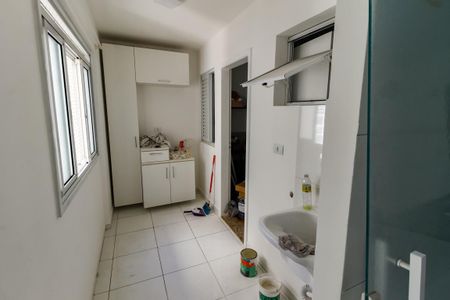 Apartamento à venda com 117m², 3 quartos e 1 vagaÁrea de Serviço
