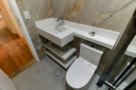 Apartamento à venda com 117m², 3 quartos e 1 vagaBanheiro Corredor