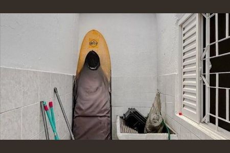 Casa à venda com 70m², 2 quartos e sem vaga