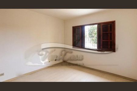 Casa à venda com 2 quartos, 170m² em Vila Brasilio Machado, São Paulo