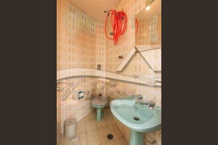 Casa à venda com 2 quartos, 170m² em Vila Brasilio Machado, São Paulo