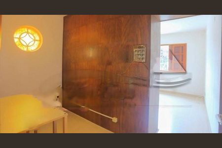 Casa à venda com 2 quartos, 170m² em Vila Brasilio Machado, São Paulo