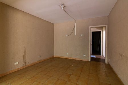 Casa à venda com 260m², 4 quartos e 5 vagasSala