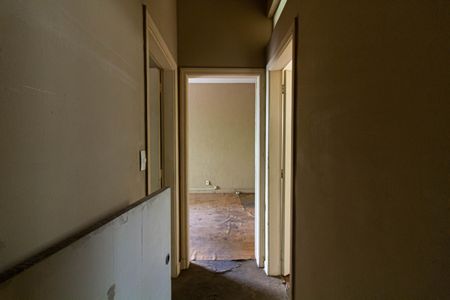 Casa à venda com 260m², 4 quartos e 5 vagasCorredor