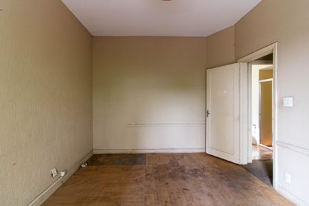 Casa à venda com 260m², 4 quartos e 5 vagasQuarto 2