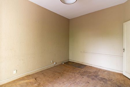 Casa à venda com 260m², 4 quartos e 5 vagasQuarto 2