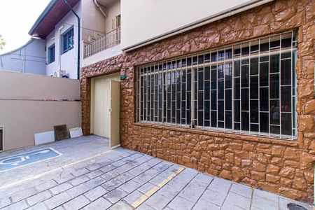 Casa à venda com 260m², 4 quartos e 5 vagasÁrea externa